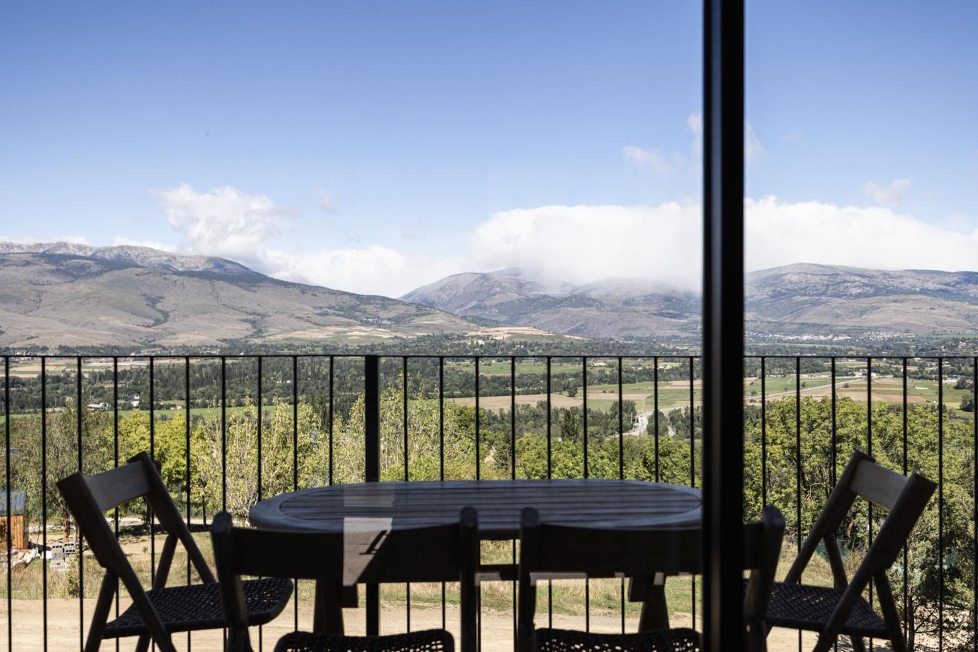 Basecamps Cerdanya Hotel Caixans Kamer foto