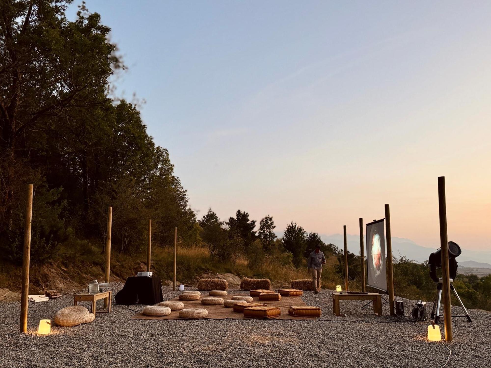 Basecamps Cerdanya Hotel Caixans Buitenkant foto